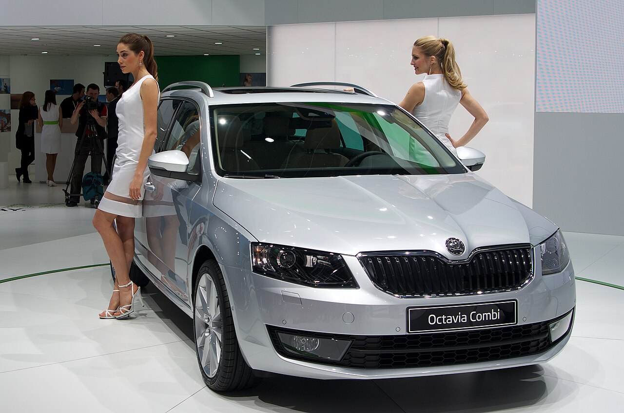 Фото SKODA OCTAVIA 2013