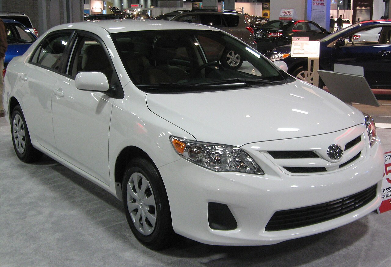 Фото TOYOTA COROLLA 2011