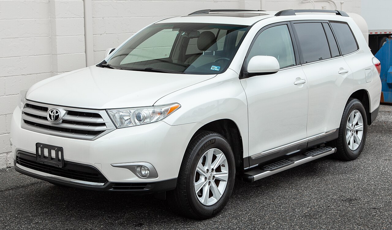 Фото TOYOTA HIGHLANDER 2013