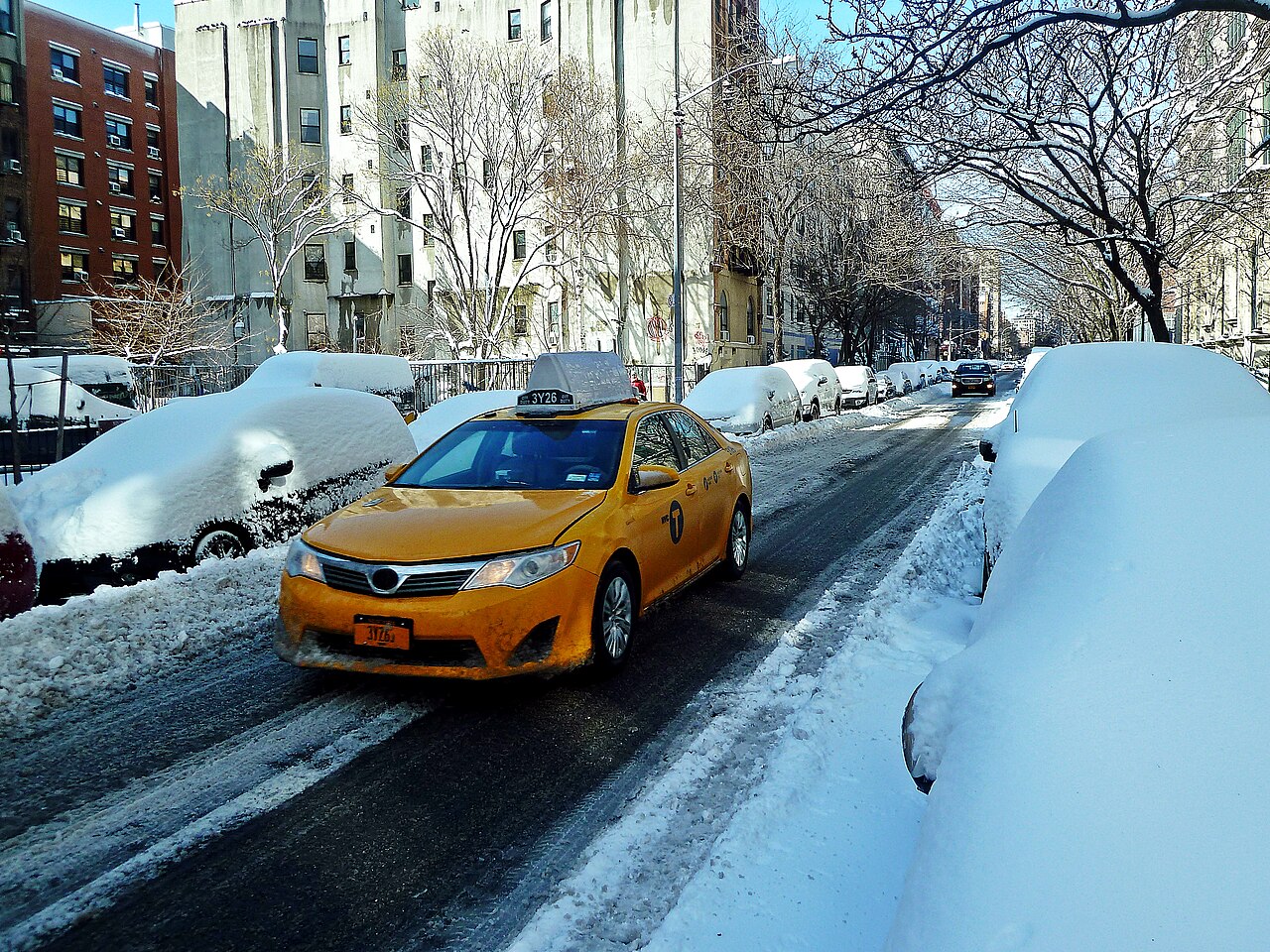 Фото TOYOTA CAMRY 2013