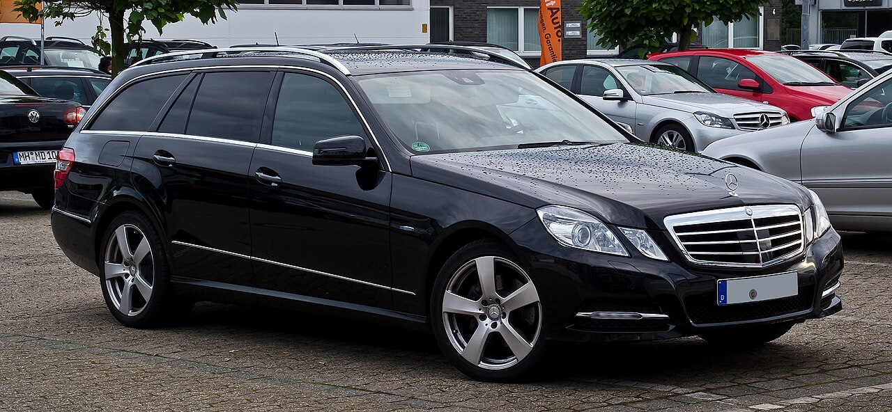Фото MERCEDES-BENZ E 220 CDI 2012