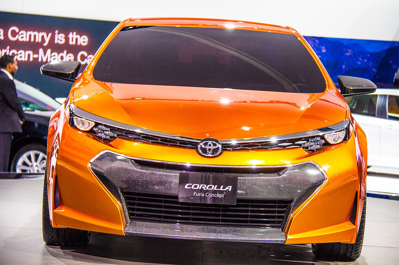 Фото TOYOTA COROLLA 2013