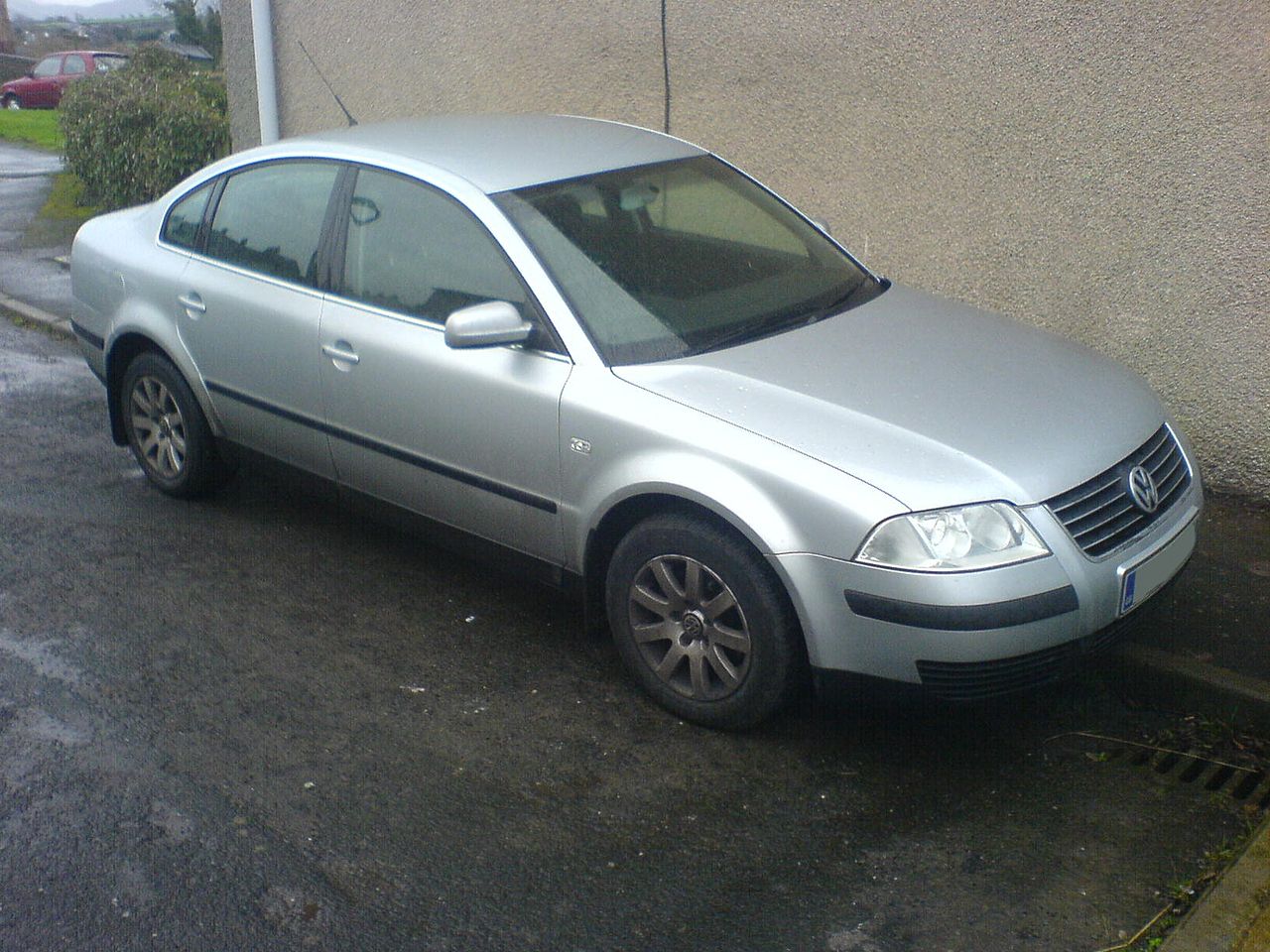 Фото VOLKSWAGEN PASSAT 2001
