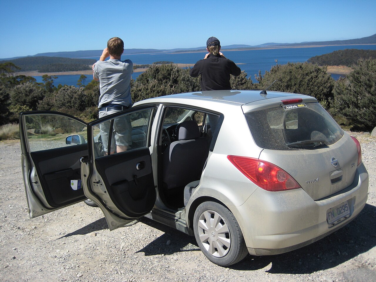 Фото NISSAN TIIDA 2007