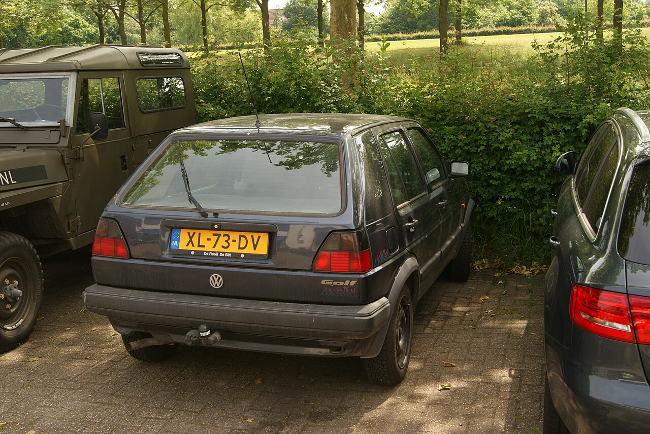 Фото VOLKSWAGEN GOLF 1989