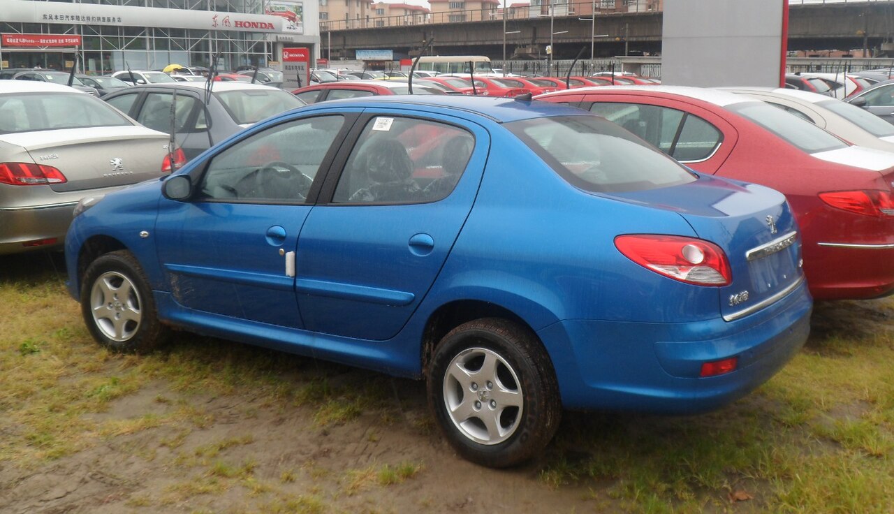 Фото PEUGEOT 207 2012