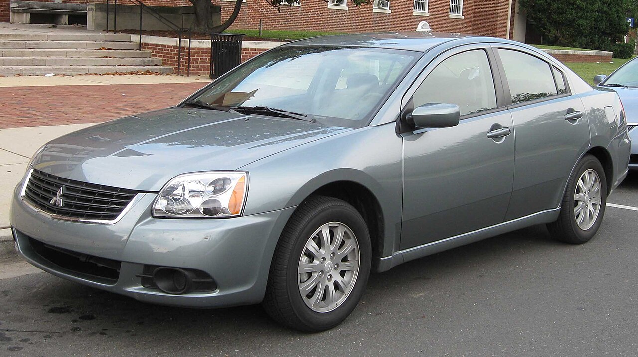 Фото MITSUBISHI GALANT 2009