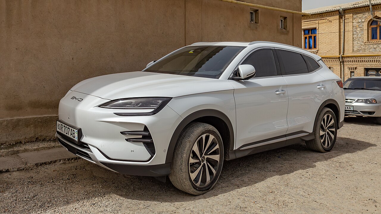 Фото BYD SONG PLUS 2025