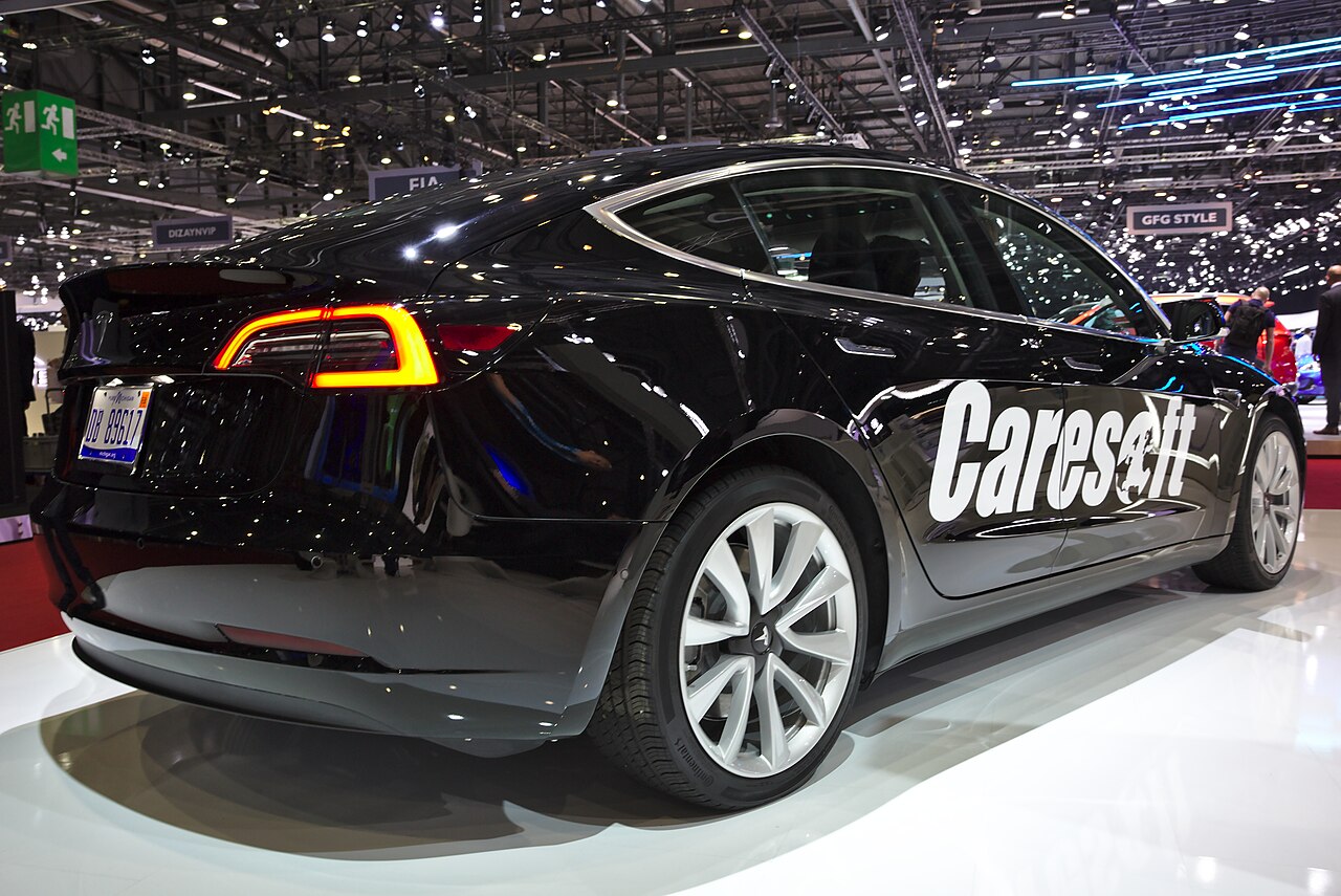 Фото TESLA MODEL 3 2018