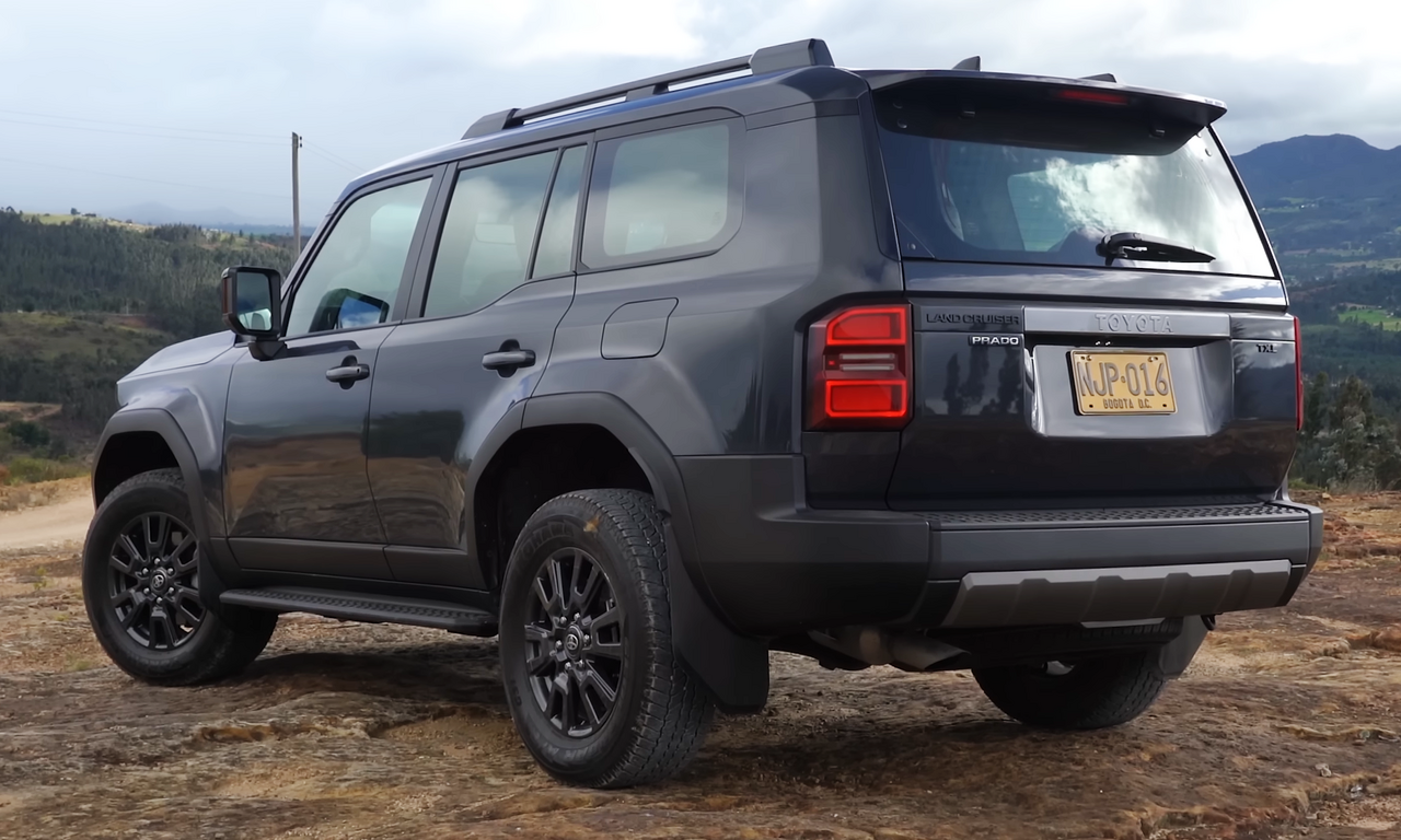 Фото TOYOTA LAND CRUISER PRADO 2025