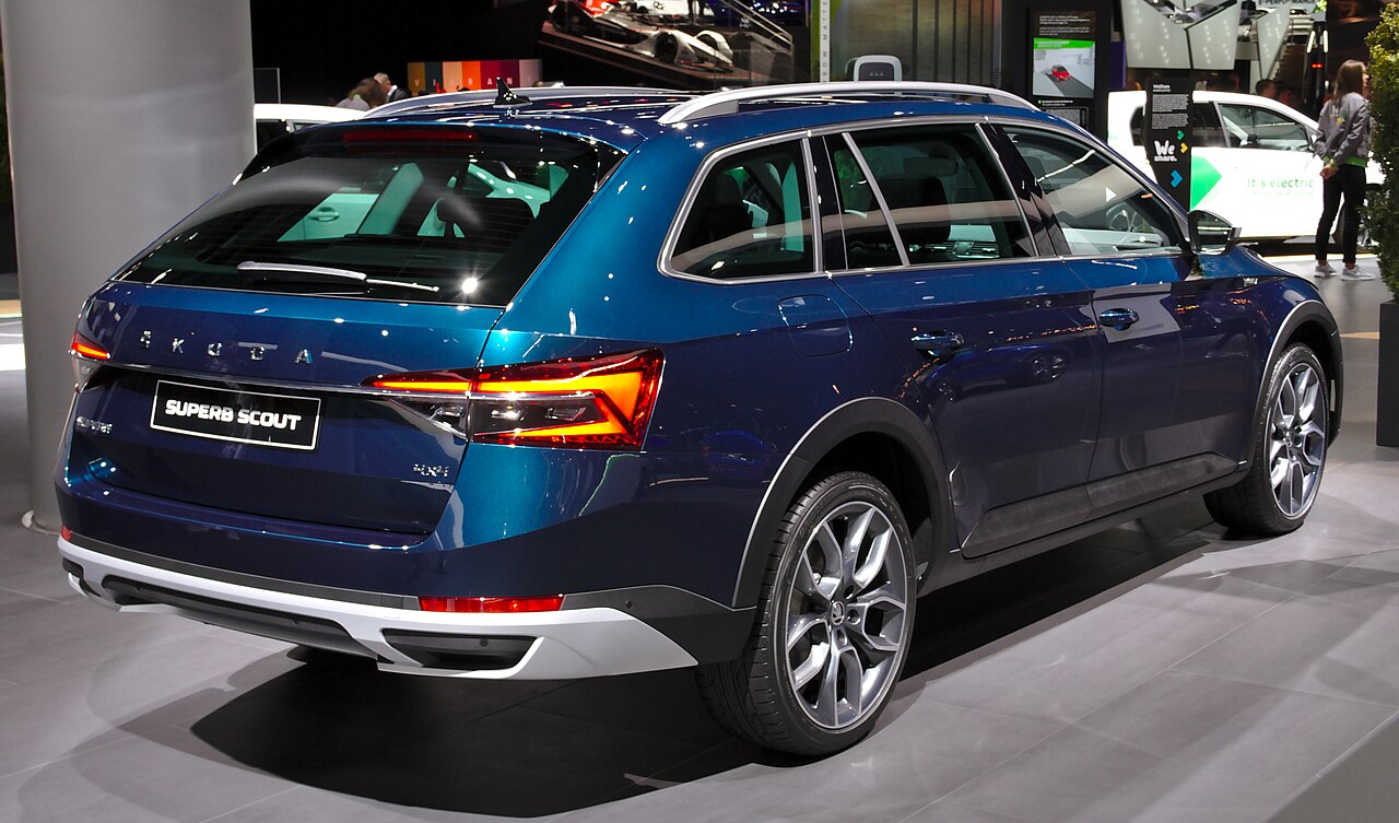 Фото SKODA SUPERB 2019