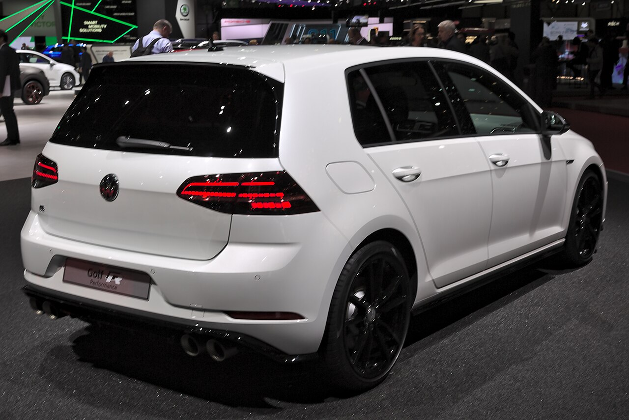 Фото VOLKSWAGEN GOLF 2019