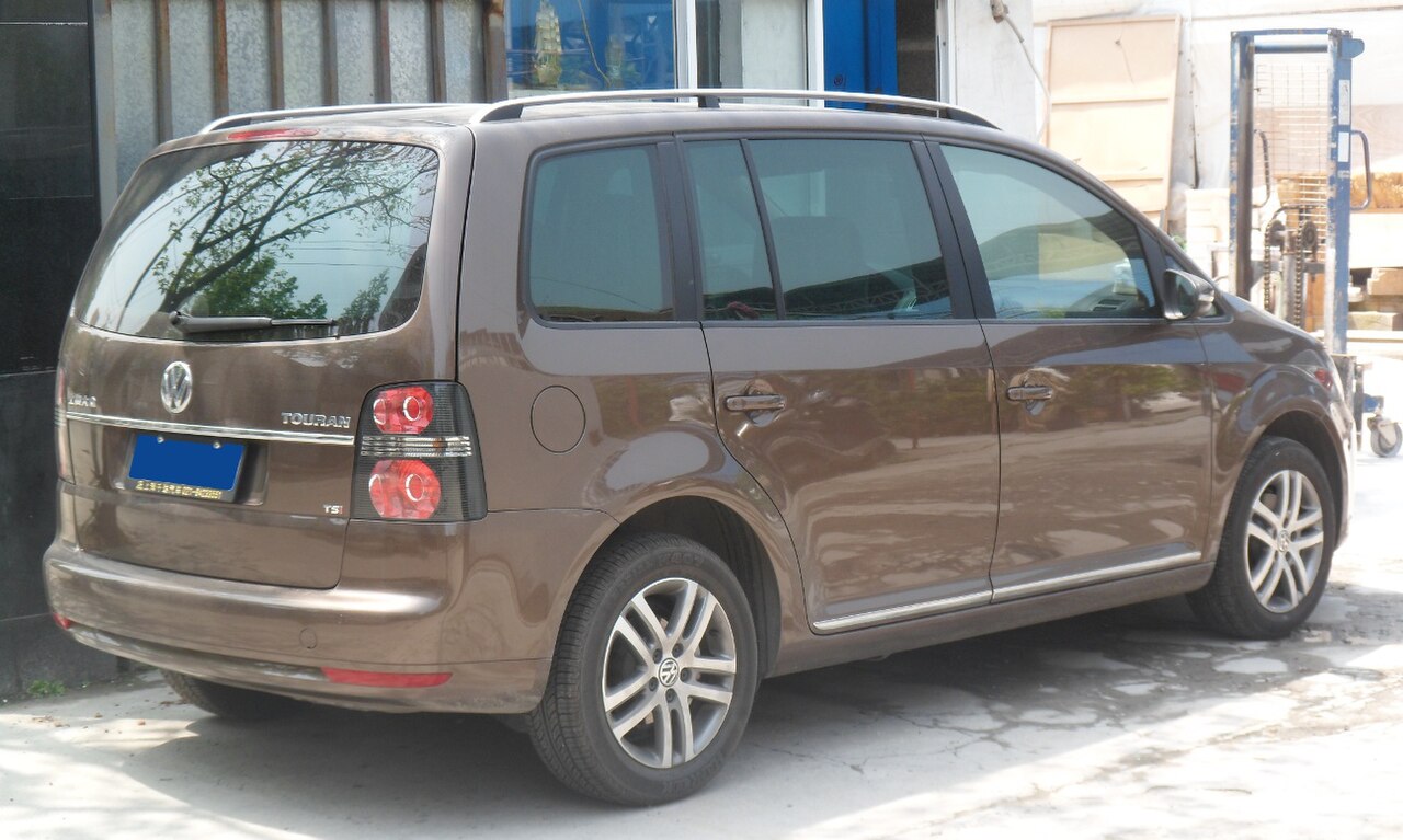 Фото VOLKSWAGEN TOURAN 2012