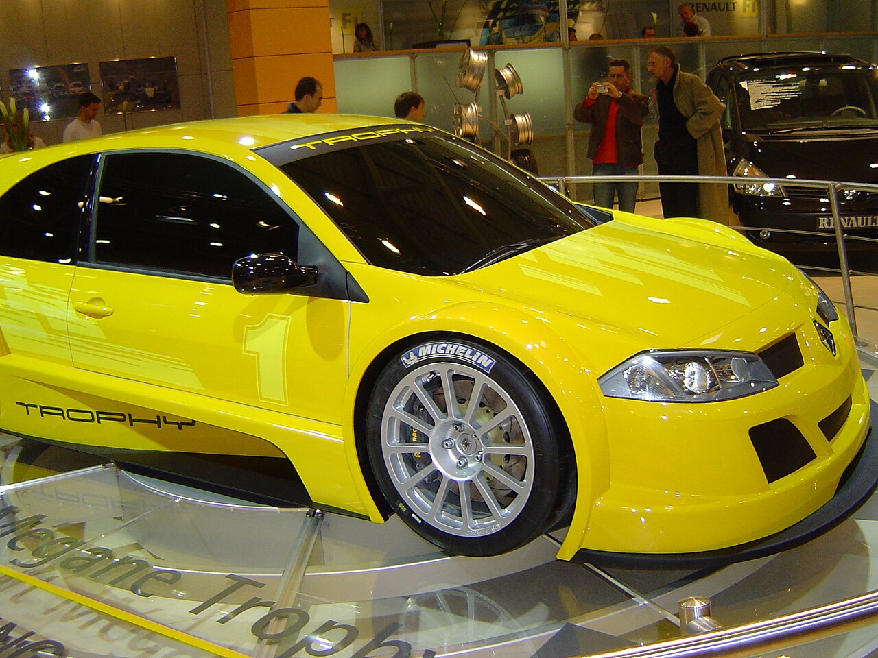 Фото RENAULT MEGANE 2004