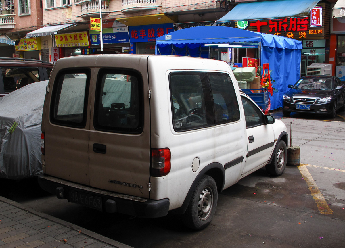 Фото OPEL COMBO 2005