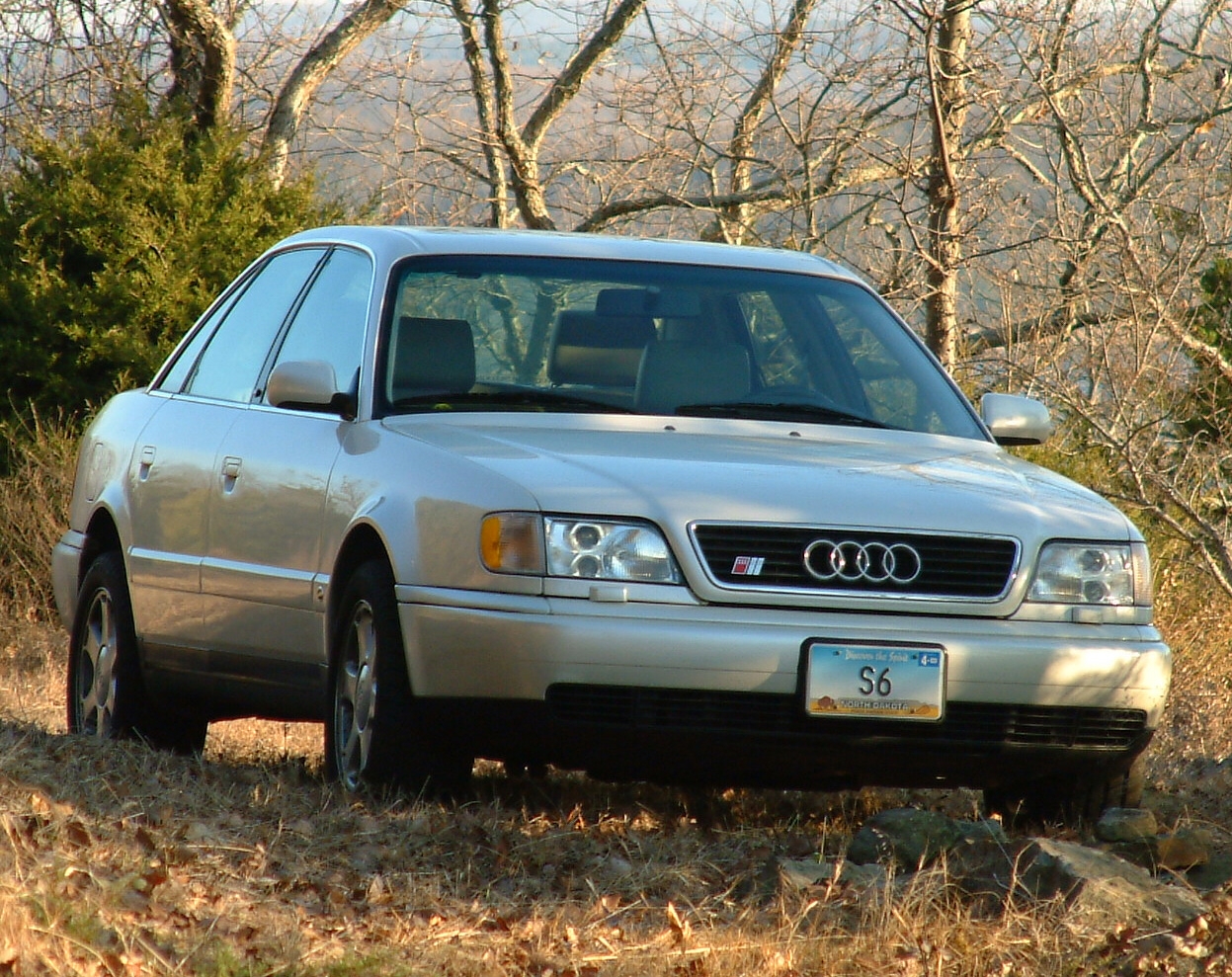 Фото AUDI A6 1995