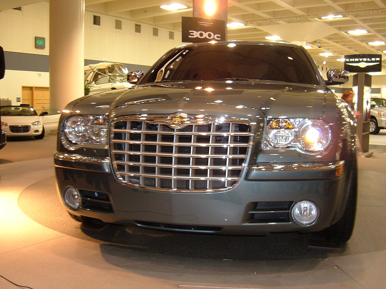 Фото CHRYSLER 300C 2005