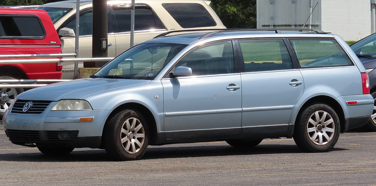 Фото VOLKSWAGEN PASSAT 2002