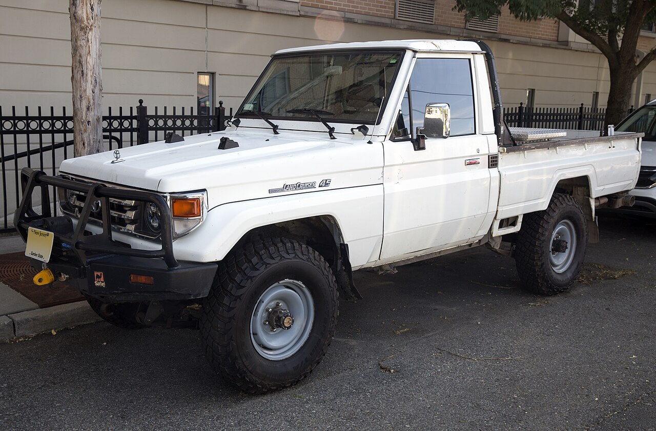 Фото TOYOTA LAND CRUISER 1997