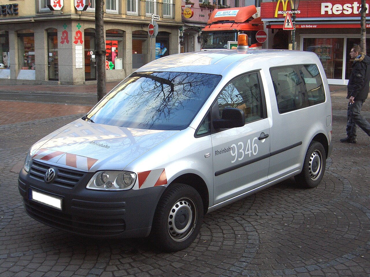 Фото VOLKSWAGEN CADDY 2004