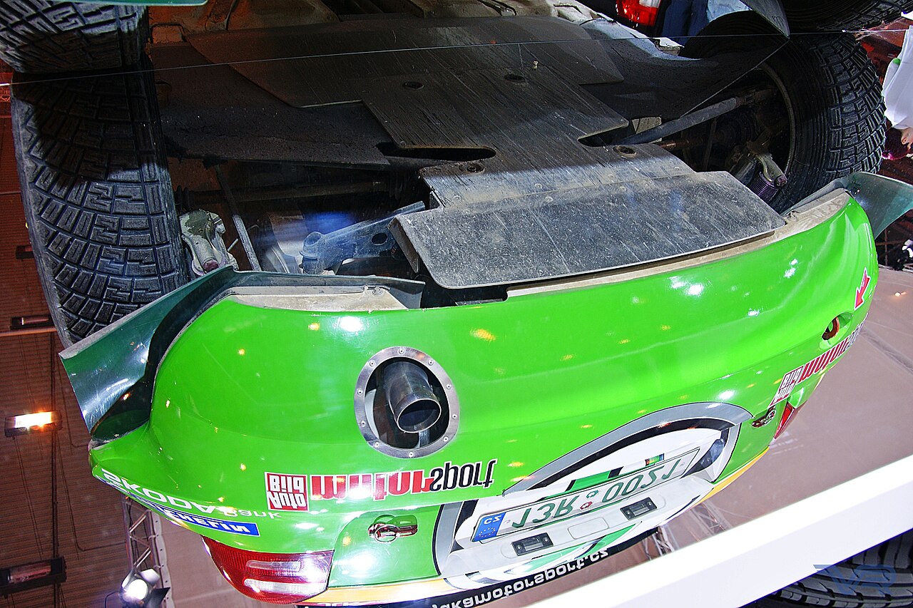 Фото SKODA FABIA 2011