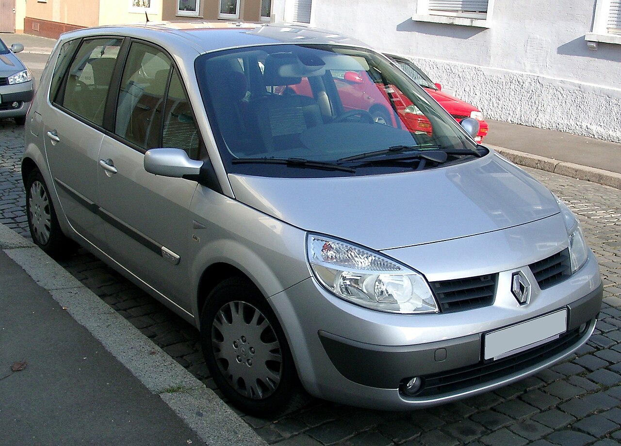 Фото RENAULT SCENIC 2008
