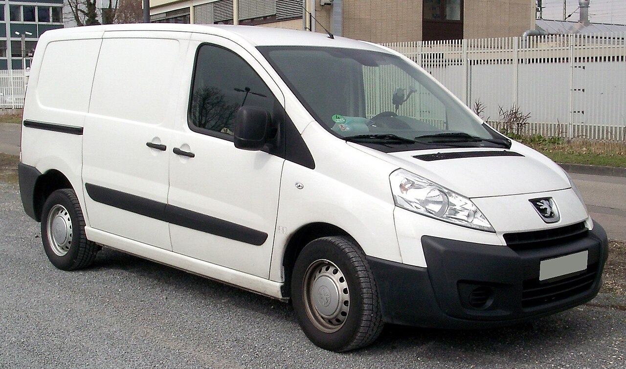 Фото PEUGEOT EXPERT 2008