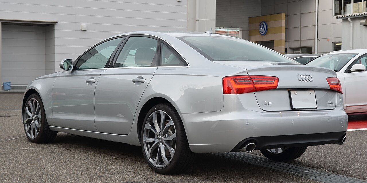 Фото AUDI A6 2011