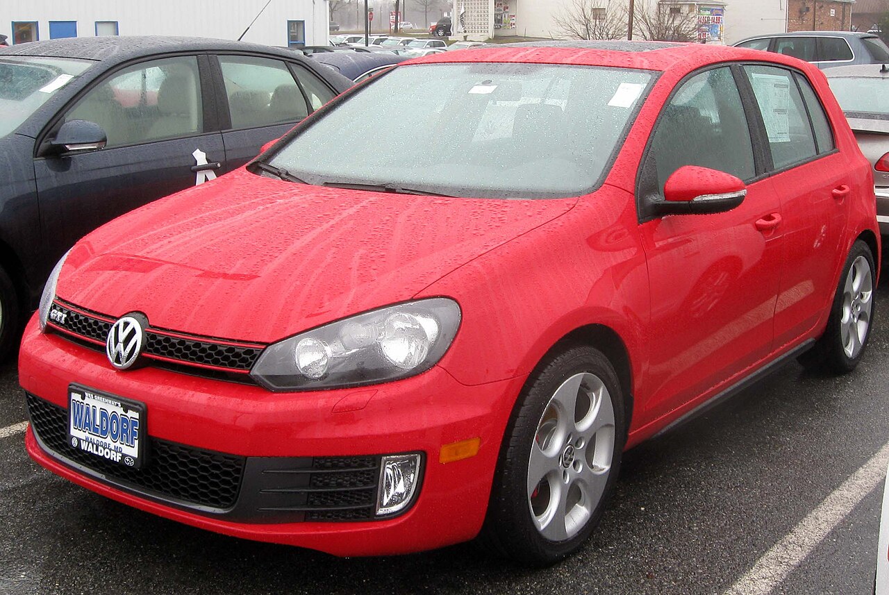 Фото VOLKSWAGEN GOLF 2010