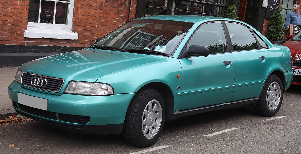 Фото AUDI A4 1996