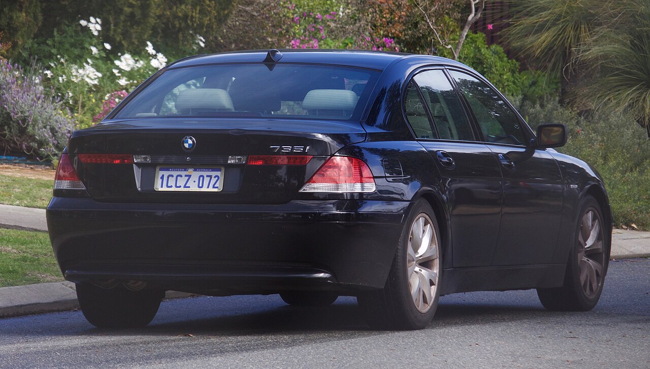 Фото BMW 735I 2002